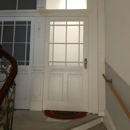 Modern With Balcony In A Location דירה ויסבאדן
