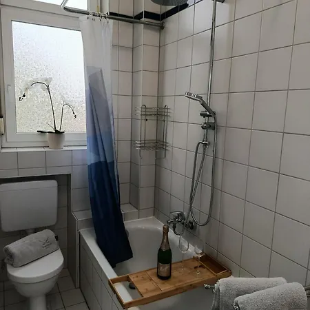 Modern With Balcony In A Location ויסבאדן
