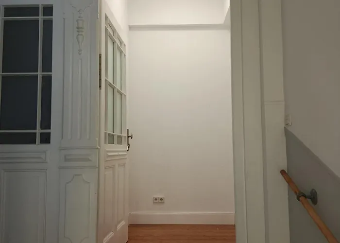 Modern With Balcony In A Location * Wiesbaden